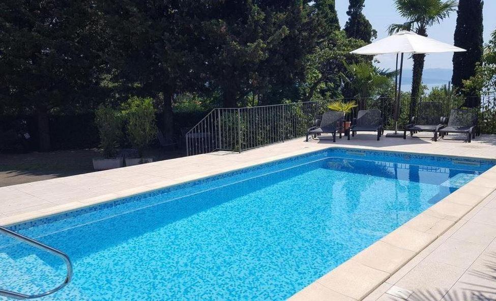 Summer Breeze Apartment With A Pool Abbazia Esterno foto