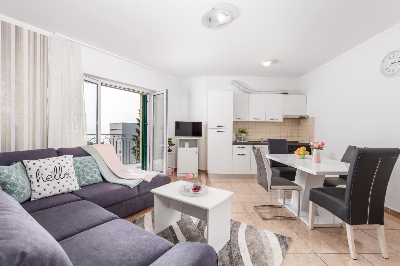 Summer Breeze Apartment With A Pool Abbazia Esterno foto