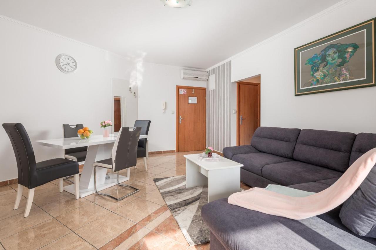Summer Breeze Apartment With A Pool Abbazia Esterno foto